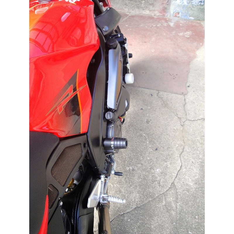 Aprilia TUONO 1000 (02-05) Pil udsalg