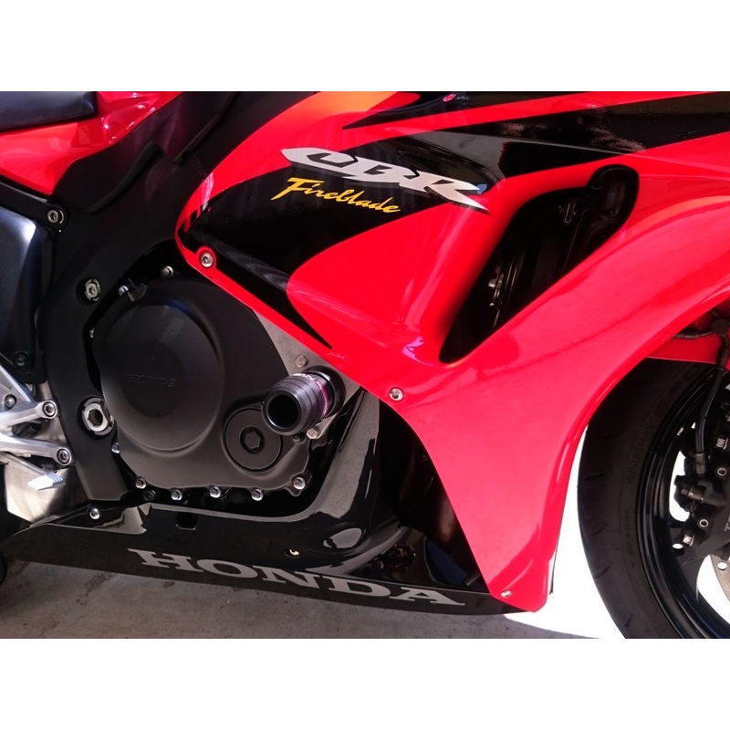 Honda CBR 1000RR (06-07) Pil udsalg