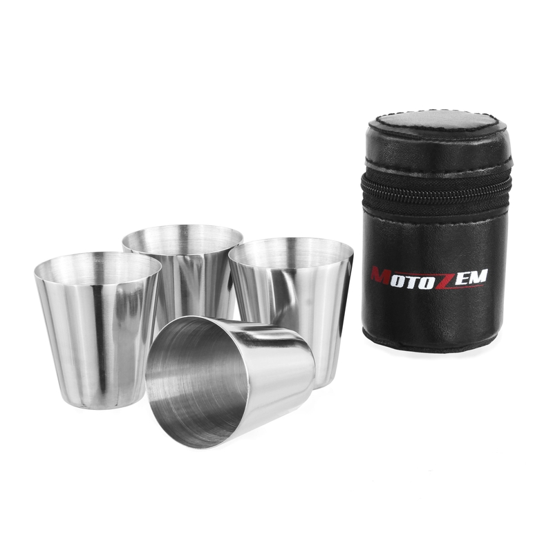 En række billeder med MotoZem-etui
