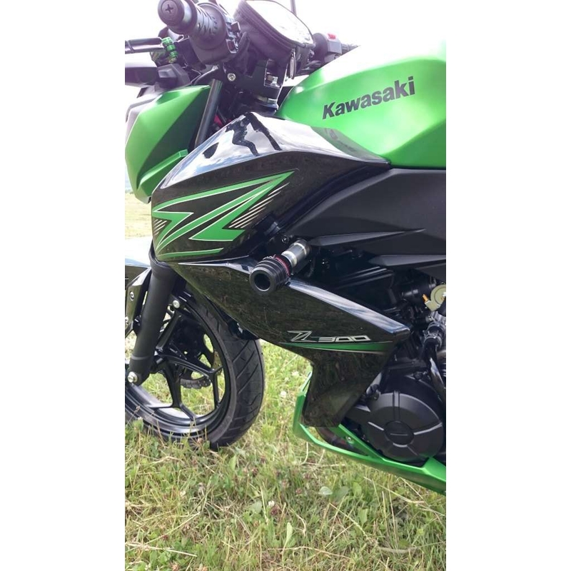 Kawasaki Z-300 Pil