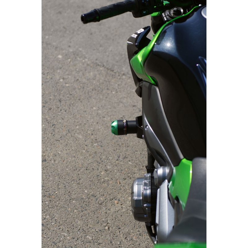 KAWASAKI Z-900 (17-x) Pil