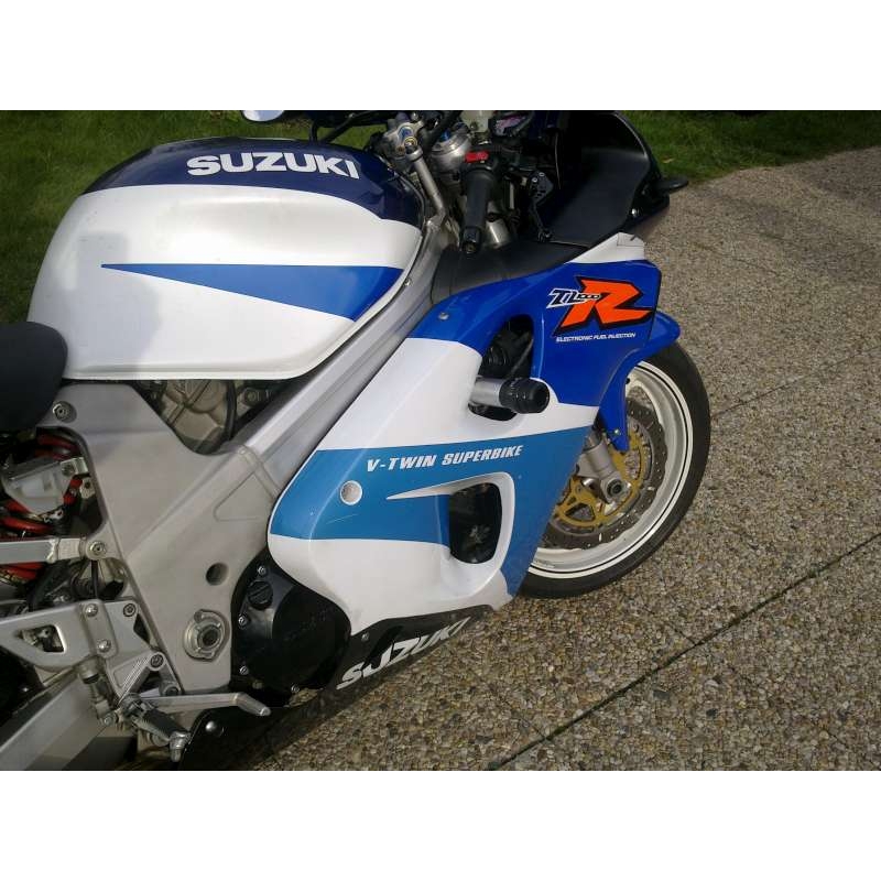 Suzuki TL1000R Pil