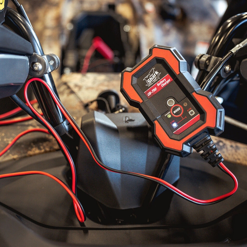 Smart oplader SHARK CB-750