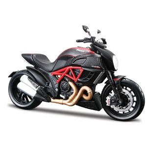 Model af Maisto Ducati Diavel Carbon 1:12
