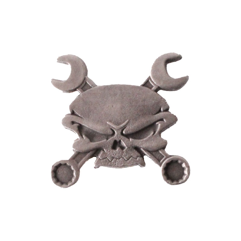 Skull-badge med nøgler