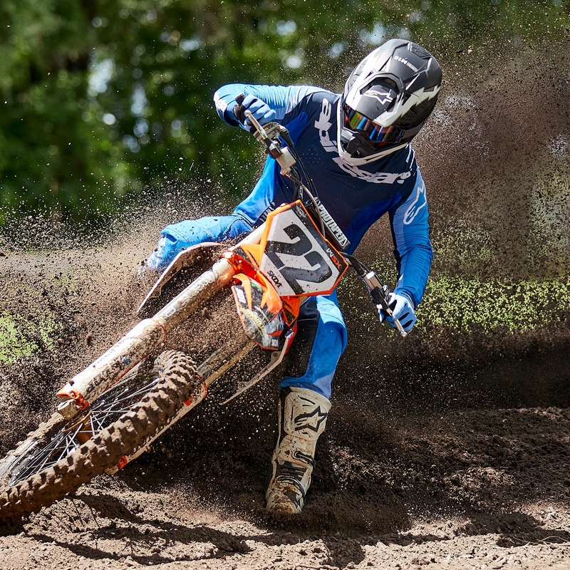 Alpinestars Supertech S-M10 Ampress motocrosshjelm i mat sort og hvid