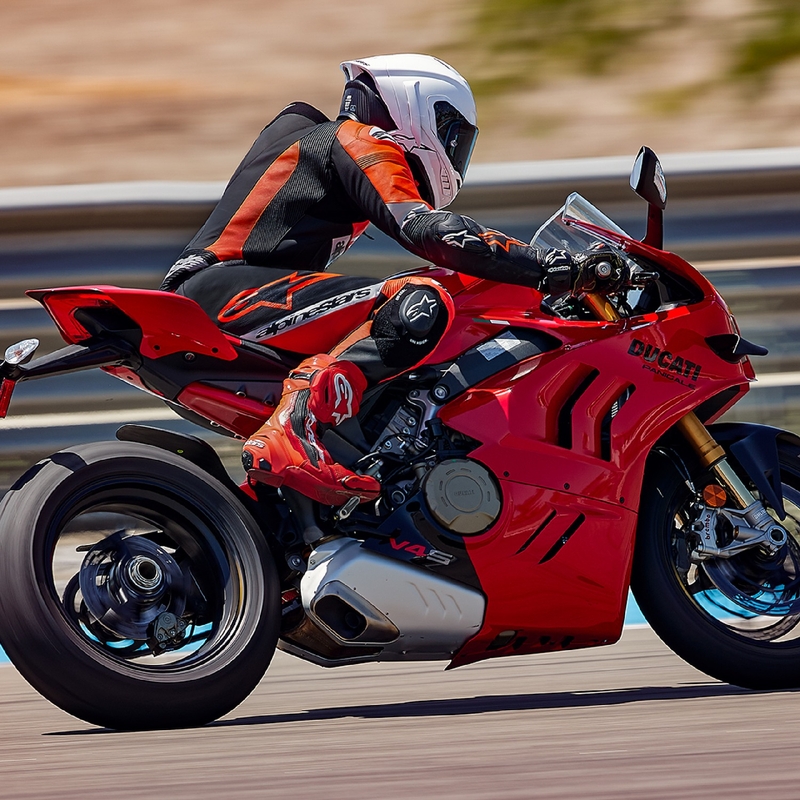 Alpinestars Missile 2 Ward Black-Fluo Red-White læderovertræksdragt til motorcykel