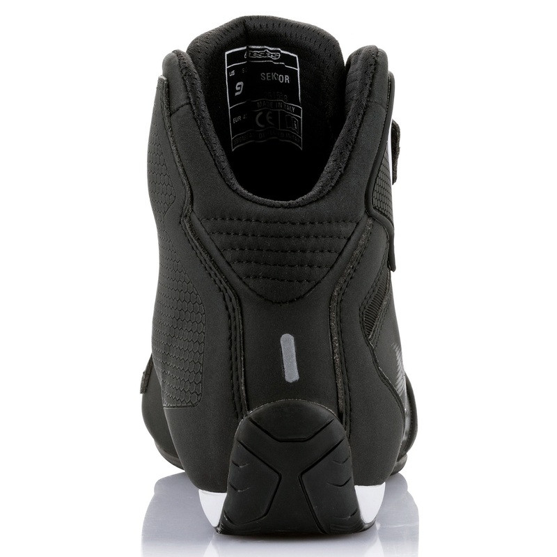 Alpinestars Sector motorcykelstøvler i sort og hvid