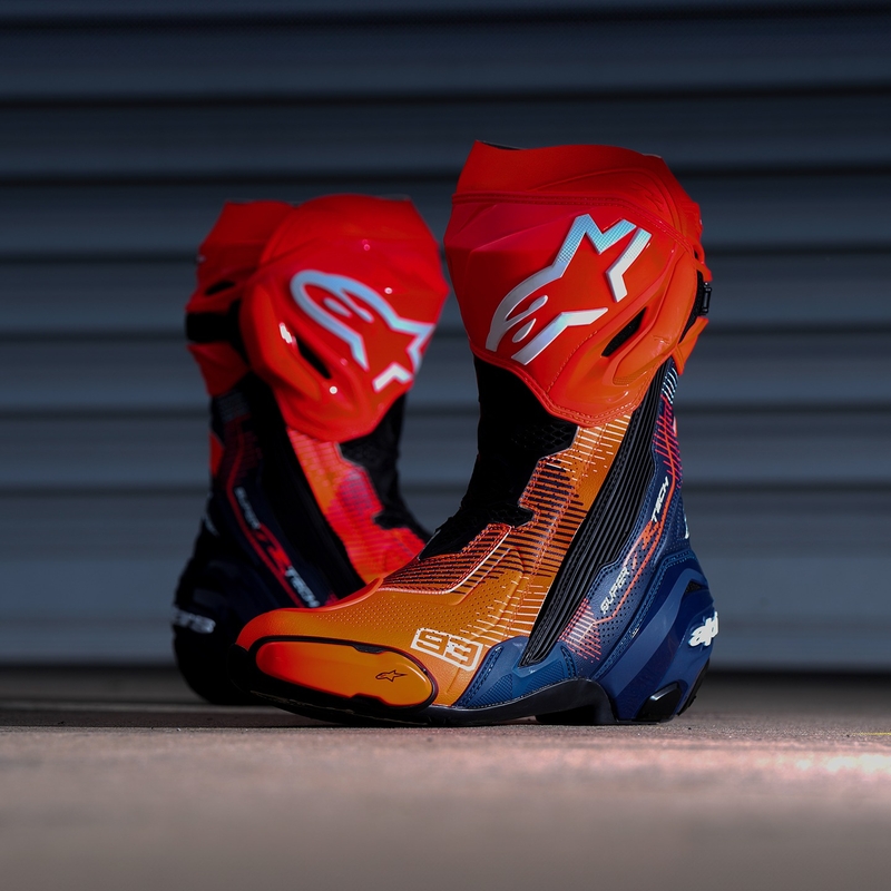 Alpinestars Supertech R Vented limited edition MM93 Marc Marquez fluo red-blue-black motorcykelstøvler