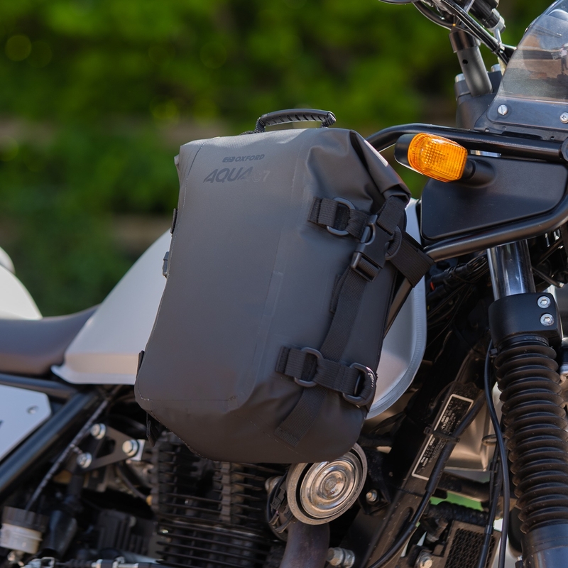 Oxford AQUA C7 Crash Bar Bag 7L Sort