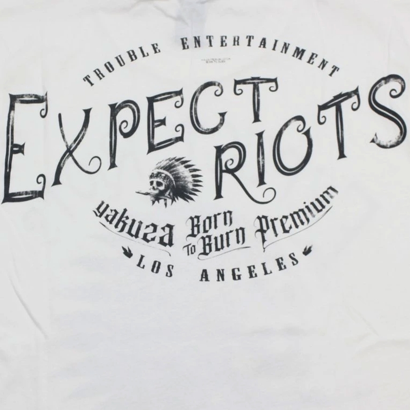 Yakuza Premium Expect Riots T-shirt - Los Angeles hvid