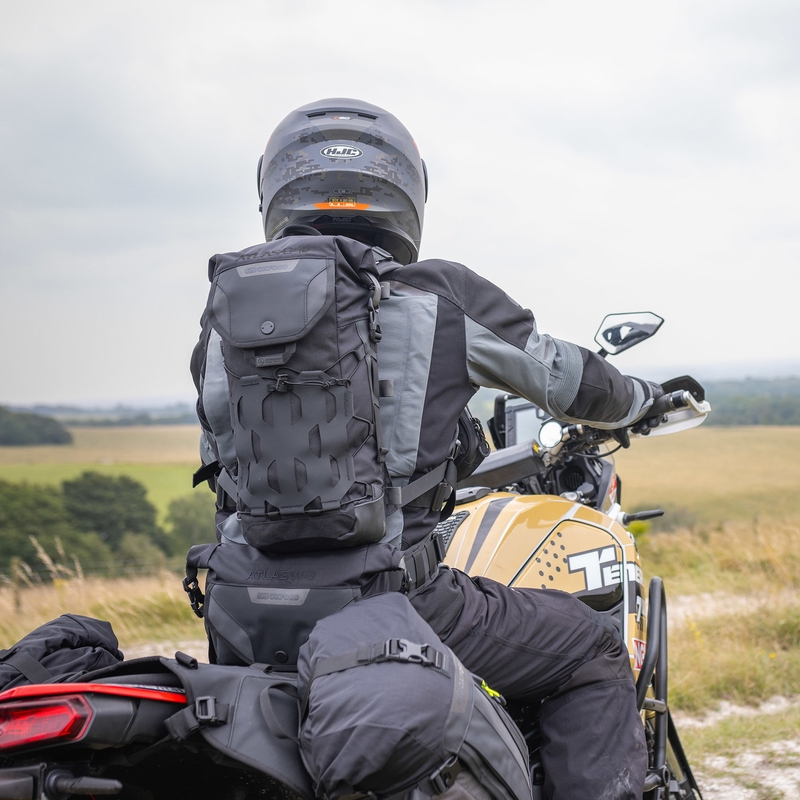 Oxford Atlas B-10 motorcykelrygsæk sort 10 l
