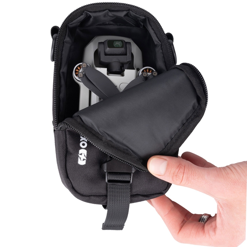 Oxford N1 Nomad sort 1 l pose