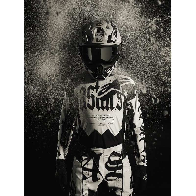 Alpinestars Supertech S-M7 limited edition motocrosshjelm Wolf Dust sandsort