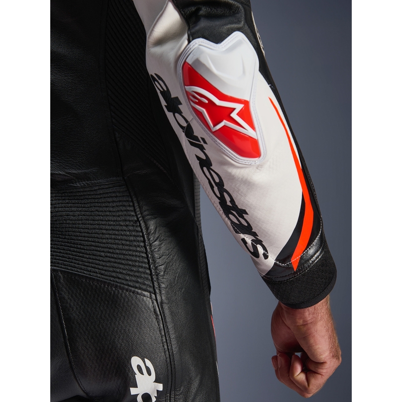 Alpinestars GP TECH V5 læder motorcykeldragt sort-hvid-fluo rød