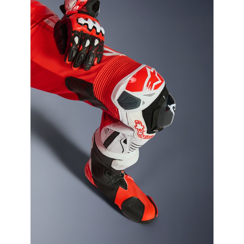 Alpinestars GP TECH V5 heldragt i læder, fluo rød-rød-hvid