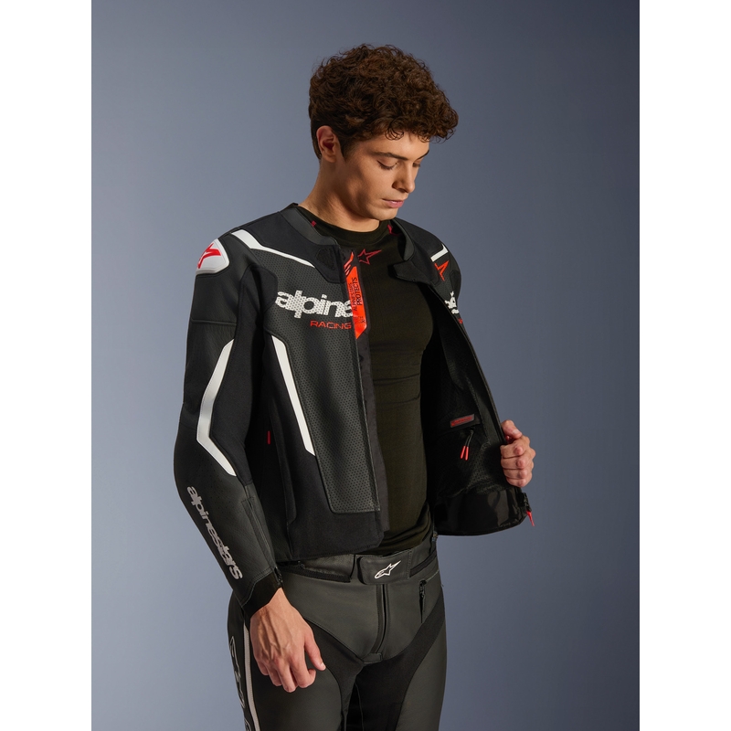 Alpinestars GP Force V2 Airflow læder motorcykeljakke sort/hvid