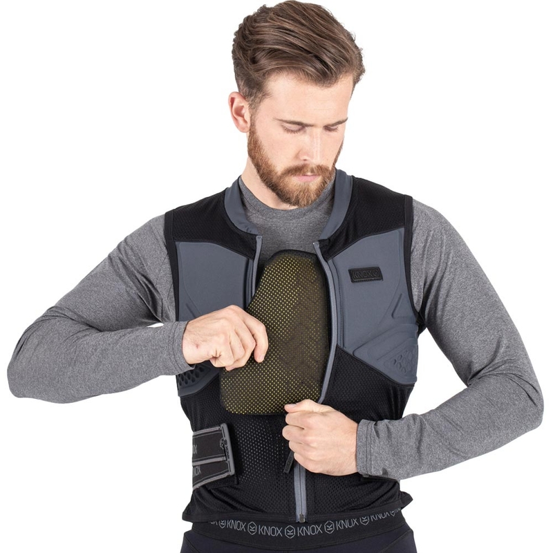Knox Micro-Lock brystbeskytter med opgradering, sort