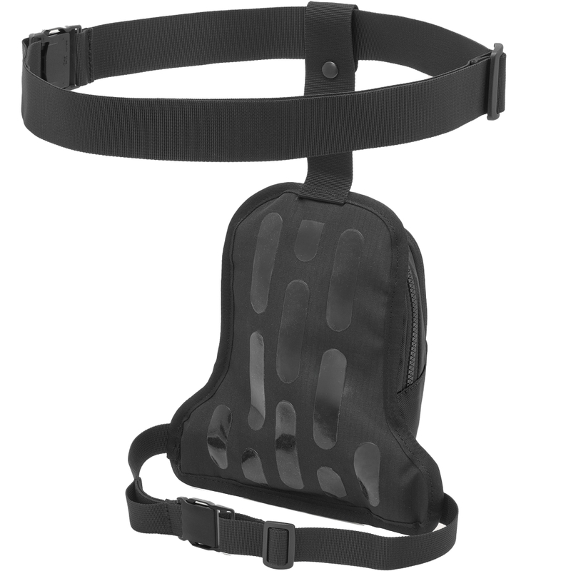 Revit Bag Node H2O lårtaske sort 3 l